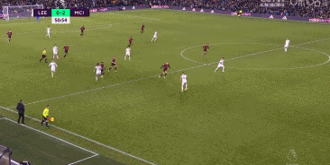 庆祝大儿子蒂亚戈13岁生日，梅西一家举办了巴萨主题生日派对