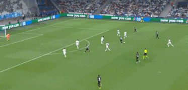 皇马狂喜？据西媒报道，梅西将介入巴萨2026年选...