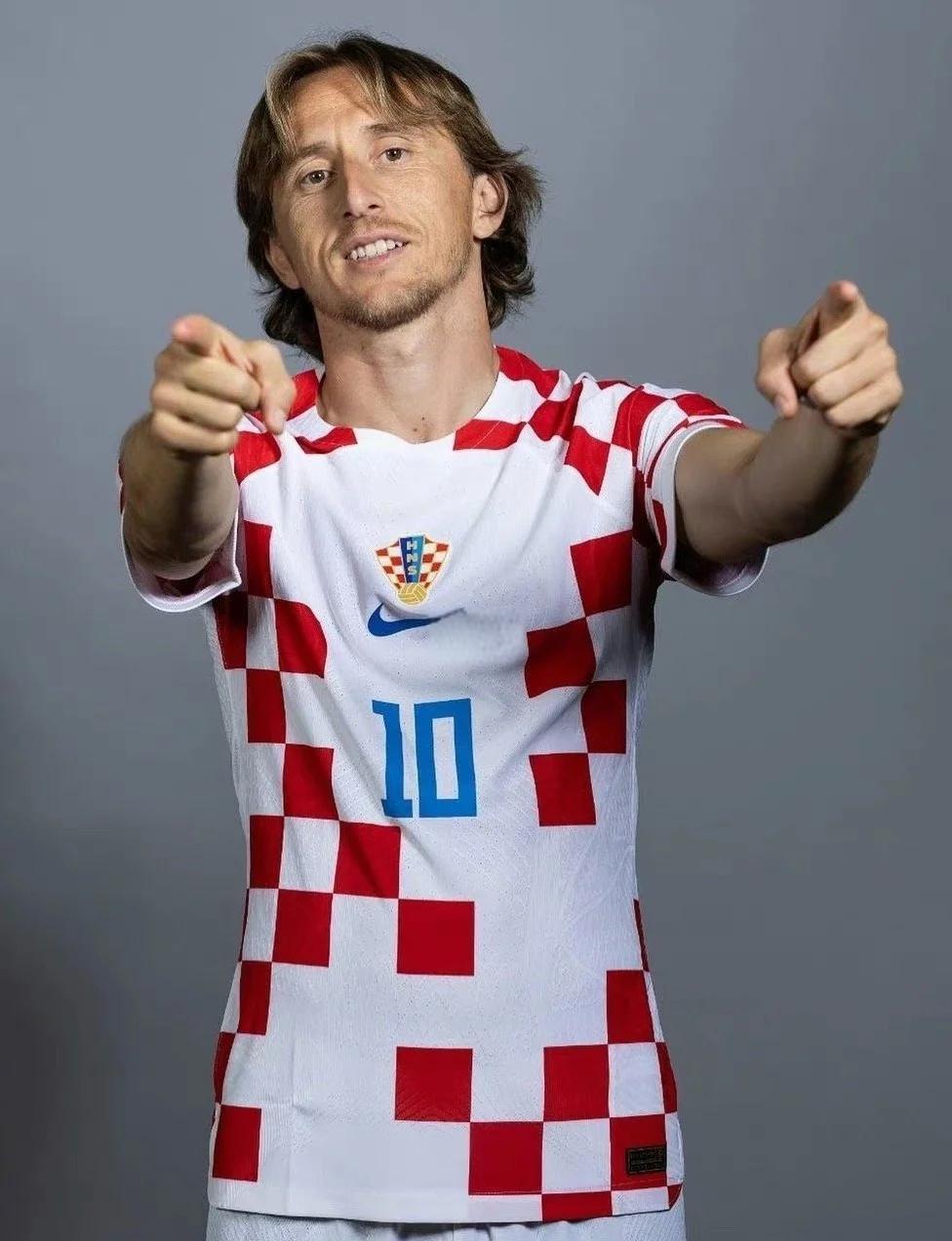 梅努申请离队，心属那不勒斯！已有12队邀约，曼联只接受租借！